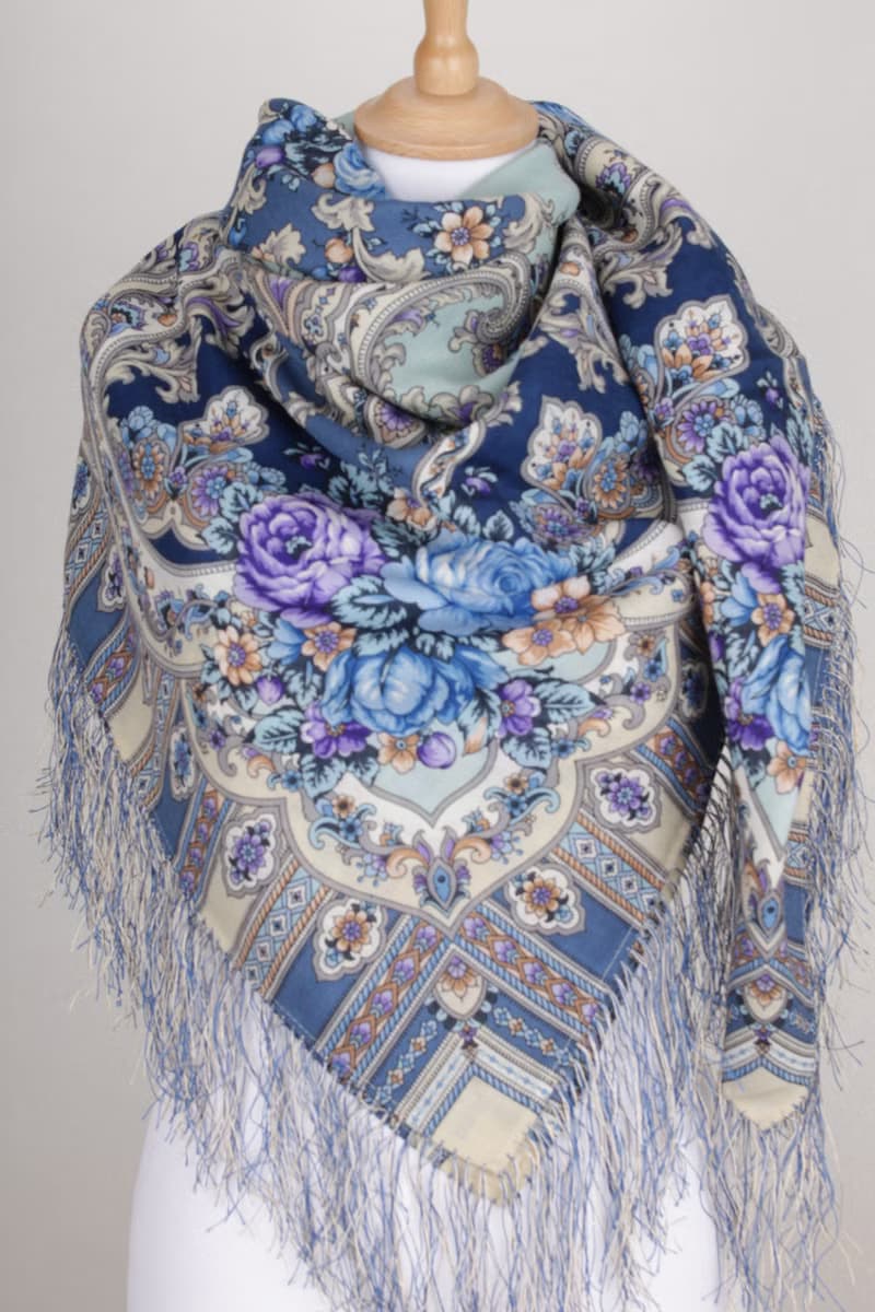 Pavlovo Posad Russian Shawl 100% Wool Scarf 125x125 cm Wrap Silk Fringe 1782-61