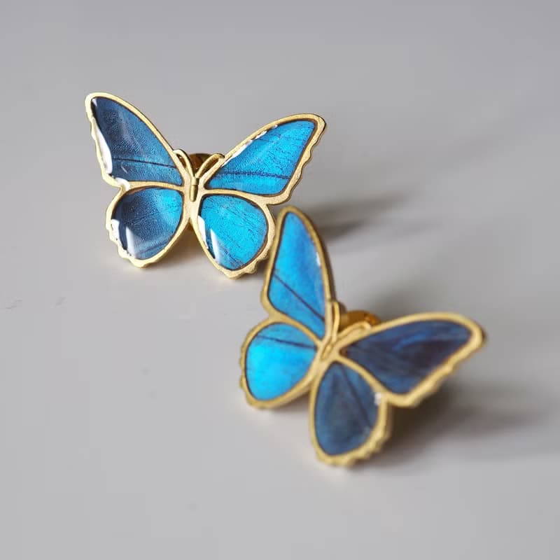 モルフォ蝶のアンティークピンブローチ