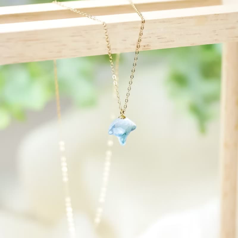 沁藍冰透藍 魔鬼小魟魚 天然海藍寶鎖骨鍊 14K