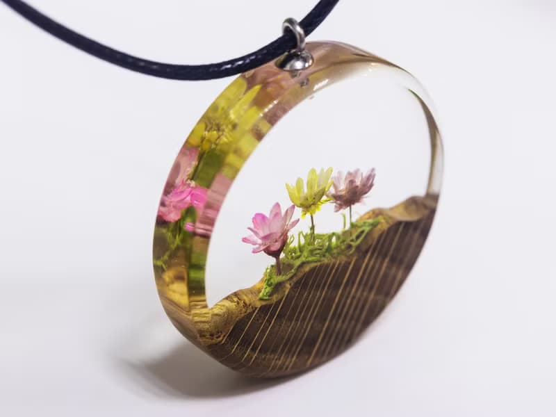 木質樹脂吊墜 Waltz of the Flowers 環氧樹脂飾品可愛的禮物送給