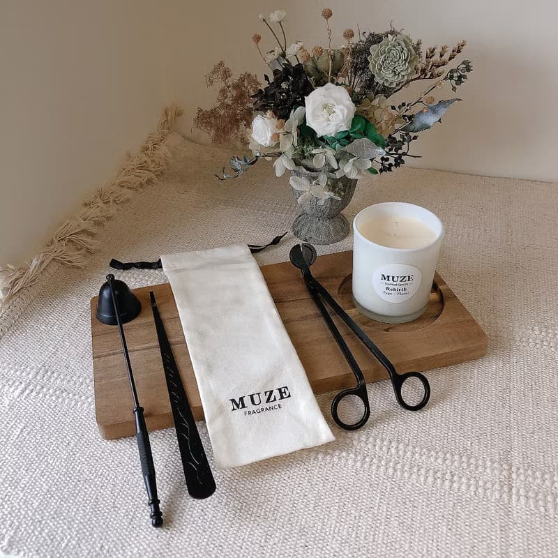 【超值特惠】蠟燭工具組 滅燭罩/燭芯剪/蠟燭鈎/金屬托盤贈點火器