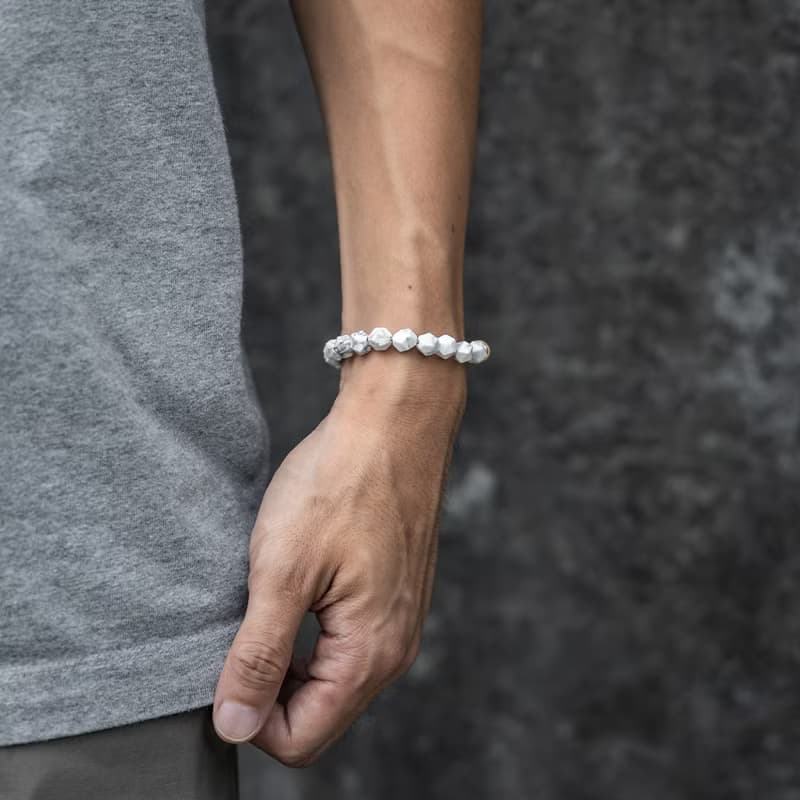 【NOUVELLE】SnapEase | 切角白松石手鏈