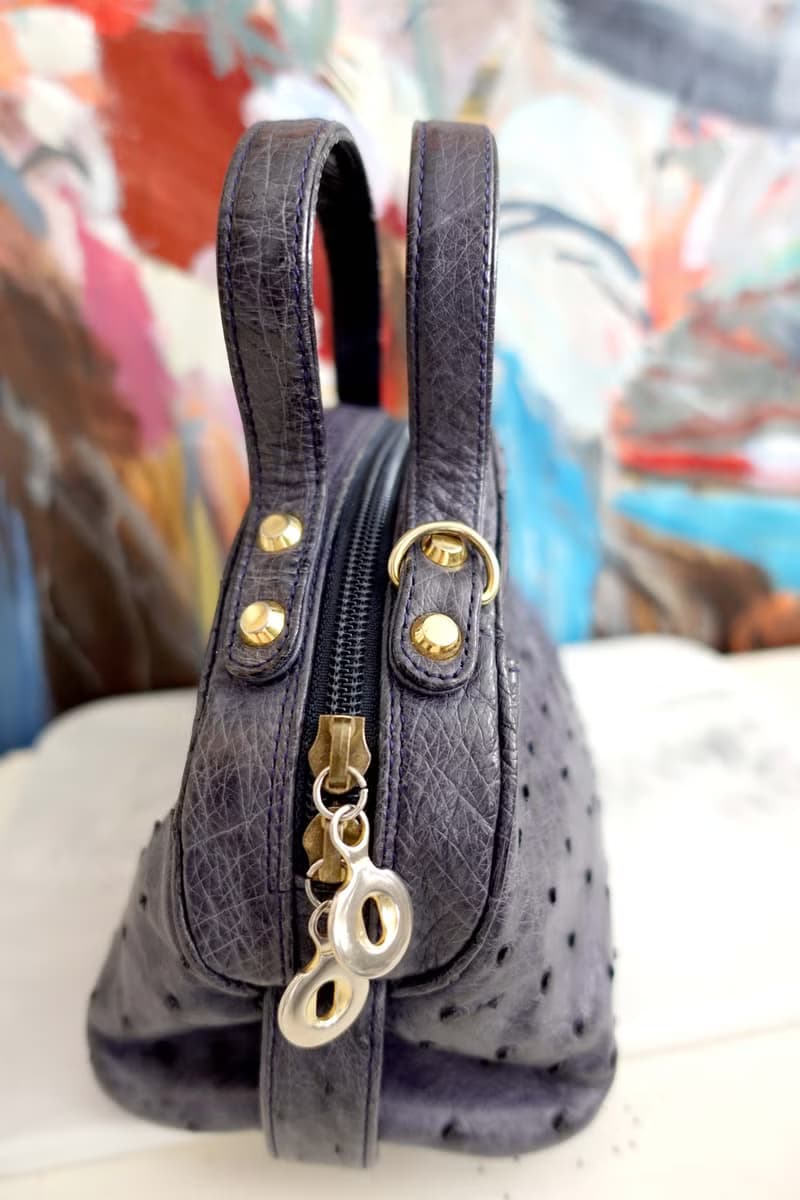 日本中古灰藍色真皮高級鴕鳥皮半月型迷你包包手袋 名牌二手古著