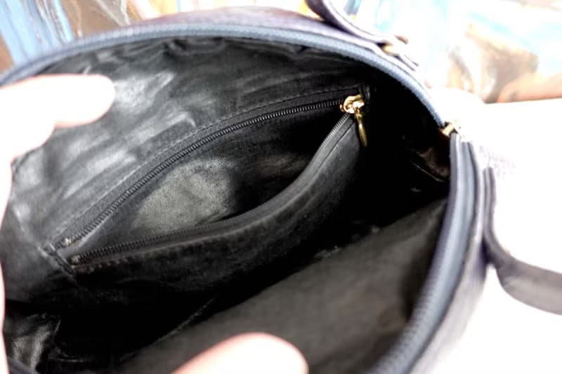 日本中古灰藍色真皮高級鴕鳥皮半月型迷你包包手袋 名牌二手古著