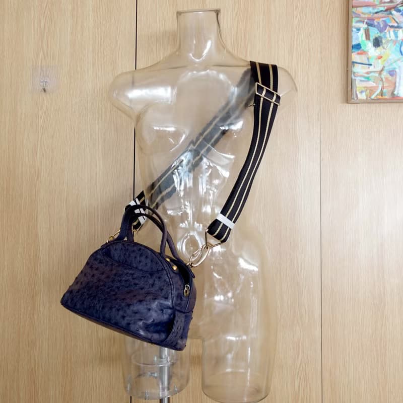 日本中古灰藍色真皮高級鴕鳥皮半月型迷你包包手袋 名牌二手古著