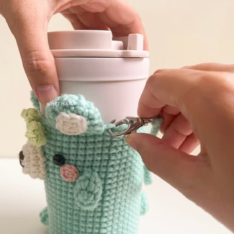 Green Bear Coffee Sleeve 16 oz | Cute Crochet Cozy for Iced Drinks