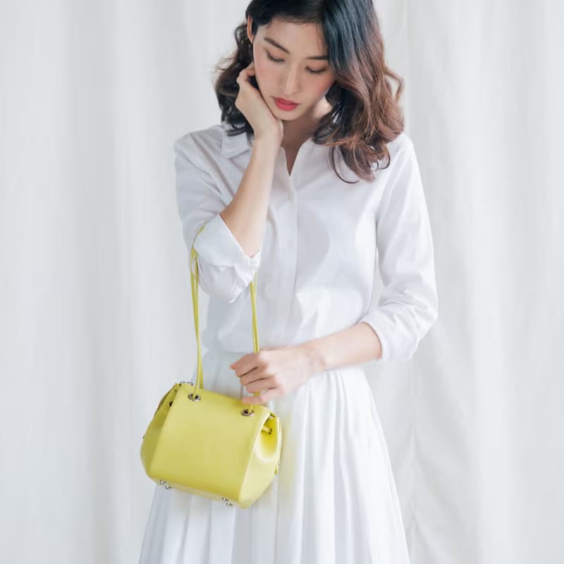 CUDDLE BAG - LEATHER CROSS BODY/HANDBAGS-YELLOW