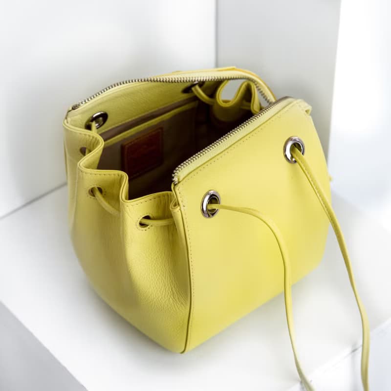 CUDDLE BAG - LEATHER CROSS BODY/HANDBAGS-YELLOW