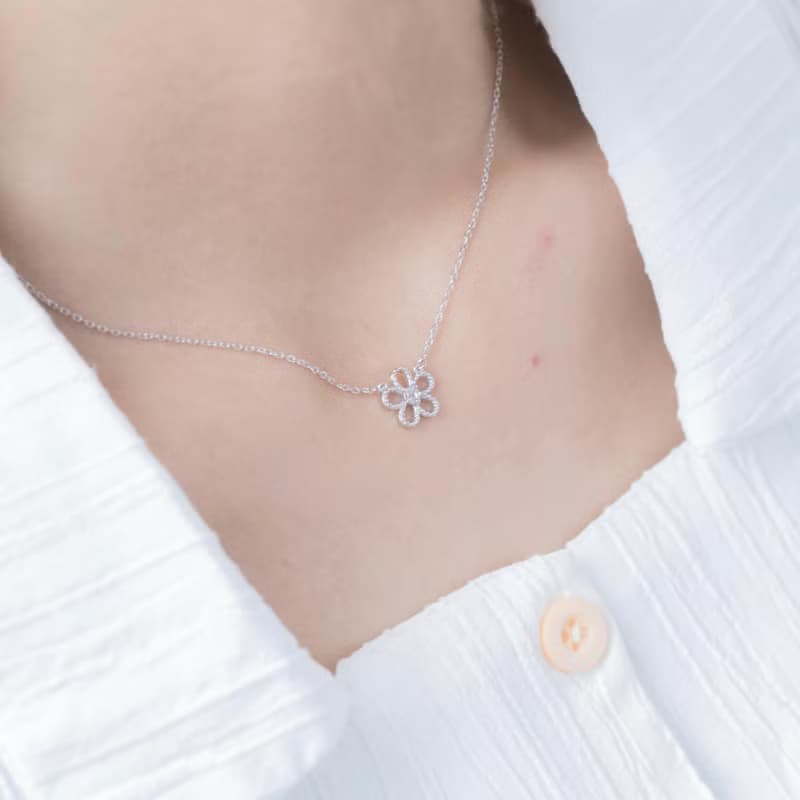 【絕版特惠】白水晶925純銀小花鎖骨鍊項鍊