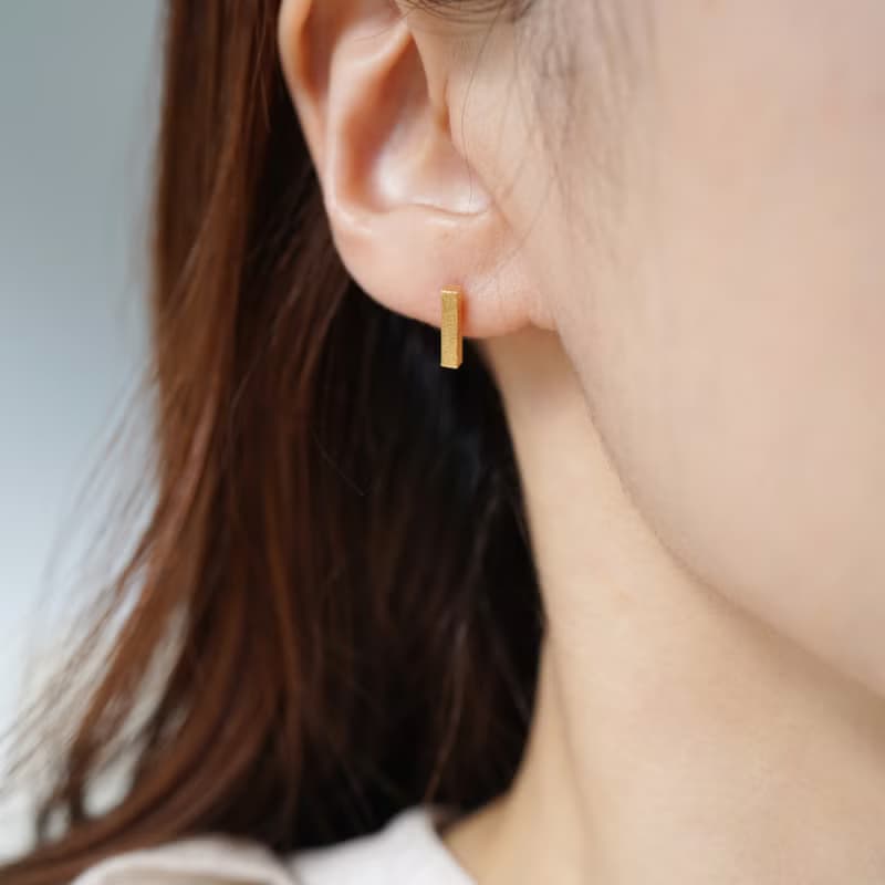 スティックシンプルピアス / イヤリングクリップ