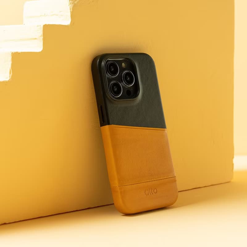 插卡防摔皮革手機殼iPhone 14系列—焦糖棕/渡鴉黑