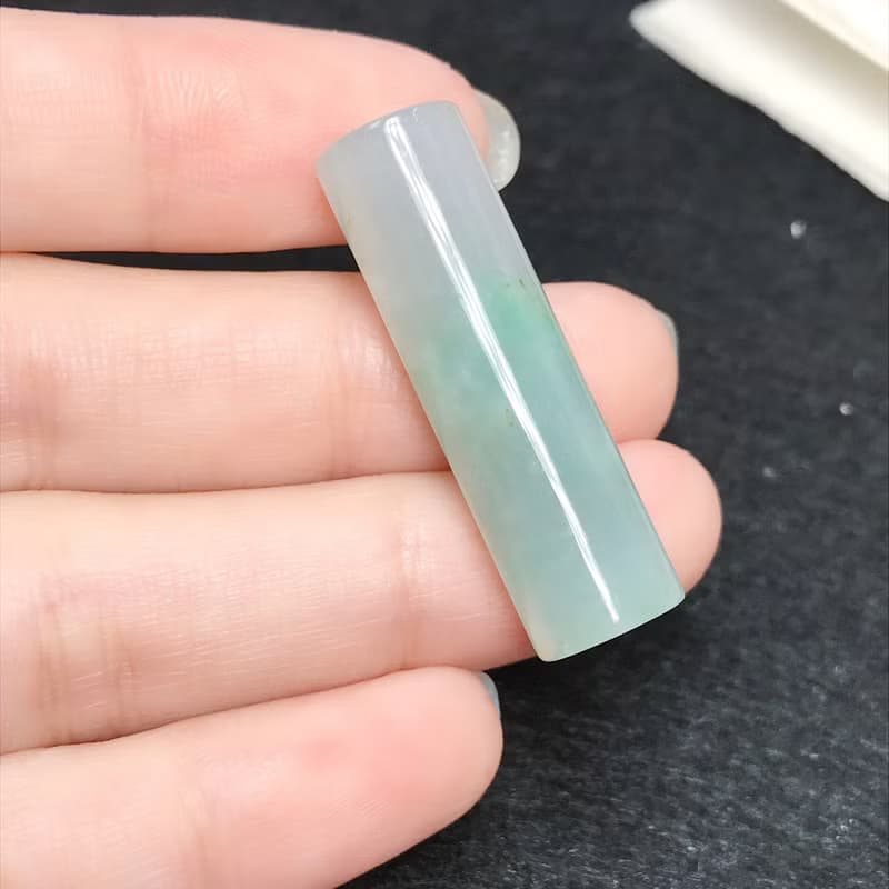 冰種飄綠翡翠圓玉印章 | 天然緬甸玉A貨翡翠 | 送禮