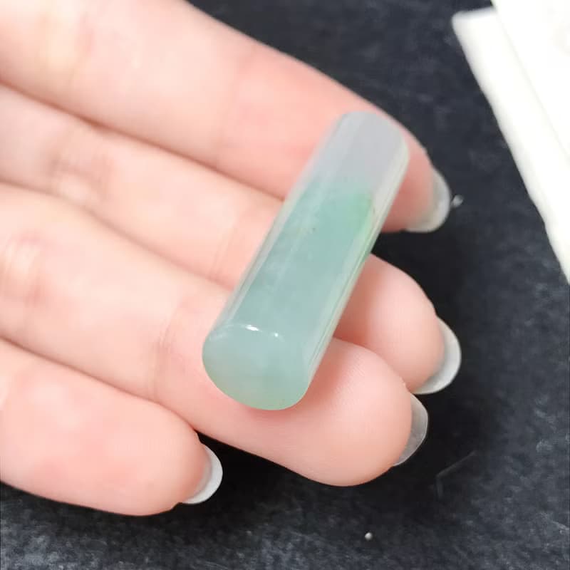 冰種飄綠翡翠圓玉印章 | 天然緬甸玉A貨翡翠 | 送禮