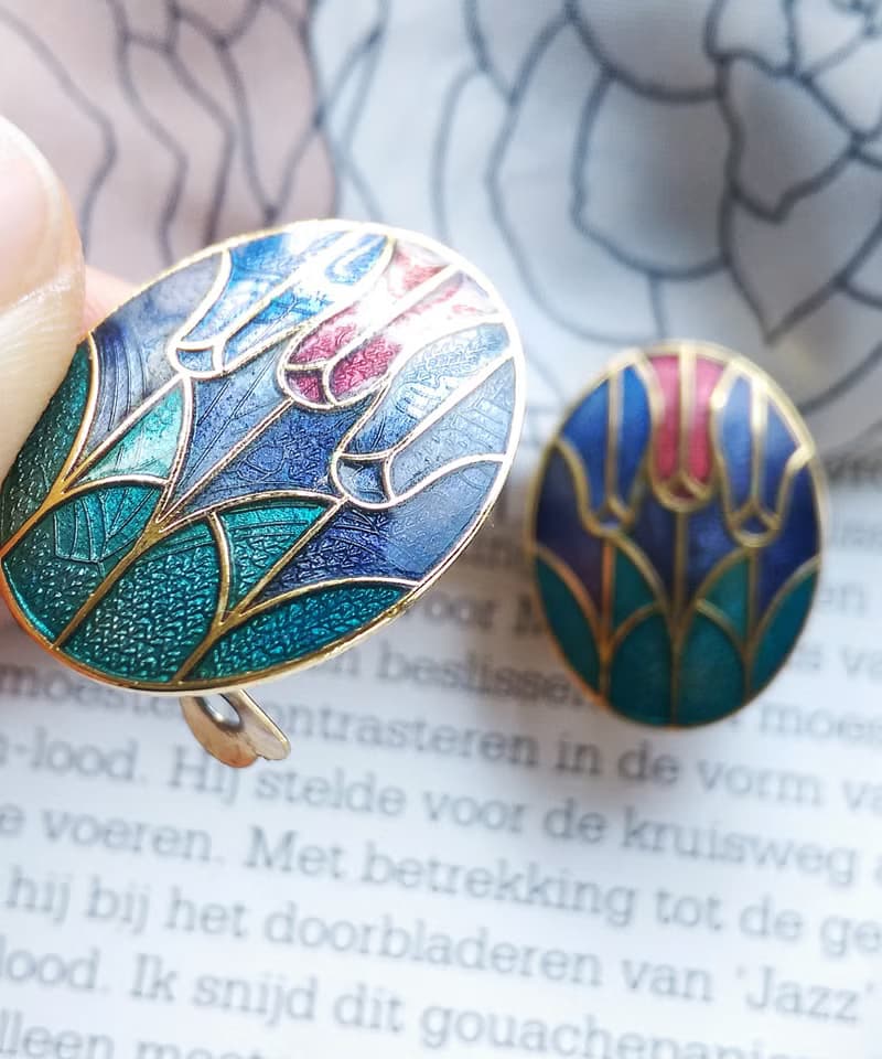 Vintage Jewelry  西洋古董飾品 景泰藍 紫底鬱金香花卉 夾式耳環