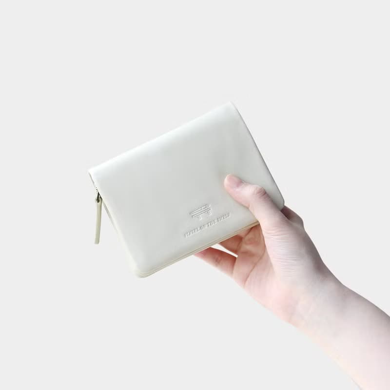 pinsel wallet : tofu cream