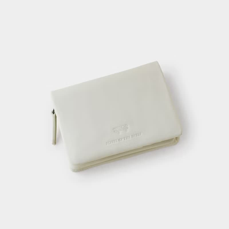 pinsel wallet : tofu cream