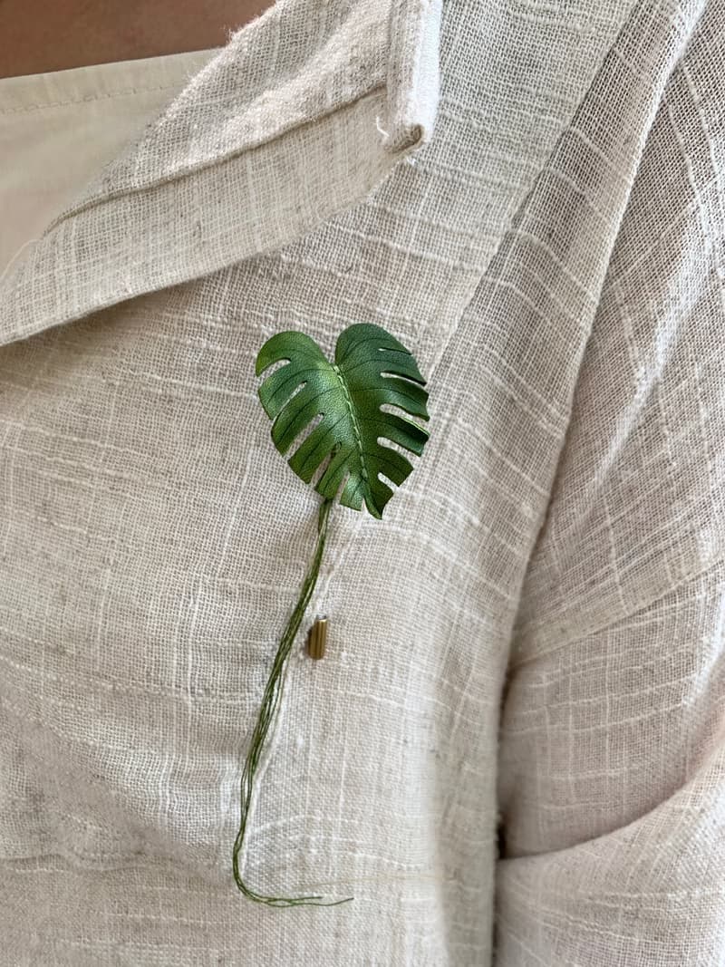 龜背芋胸針 植物仿生革飾
