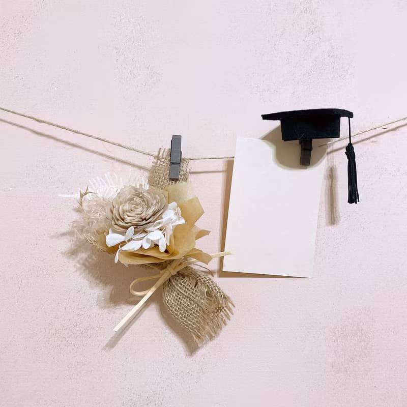 掌心傳情花束 x 畢業乾燥花束