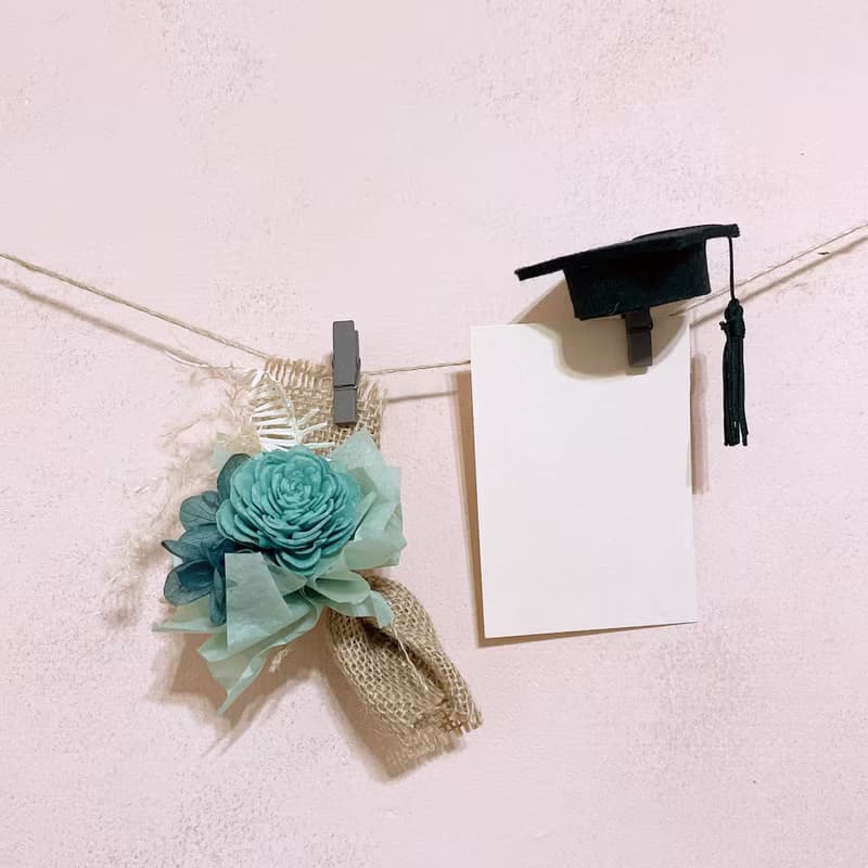 掌心傳情花束 x 畢業乾燥花束