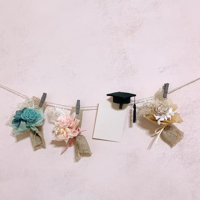 掌心傳情花束 x 畢業乾燥花束