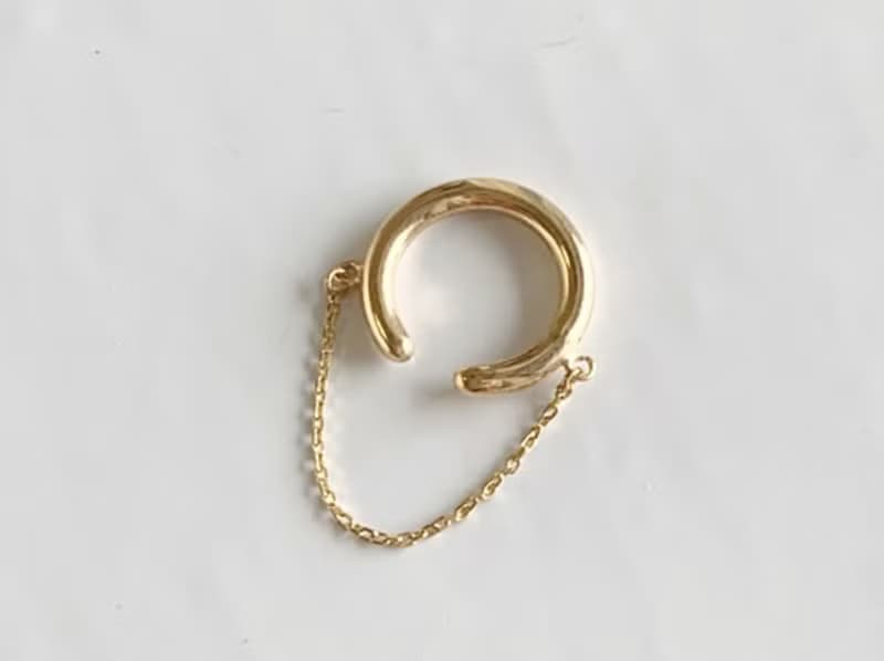 チェーン イヤーカフ / Chain ear cuff