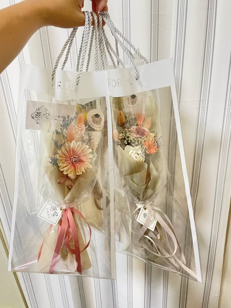 【畢業季】小款畢業花束/謝師花束/贈精緻小卡+花禮提袋