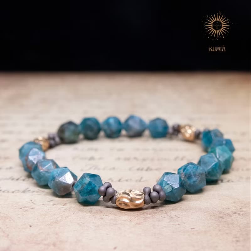 【海洋印記/Ocean Imprint】藍磷灰石角珠手鍊 | 天然石 水晶手鍊