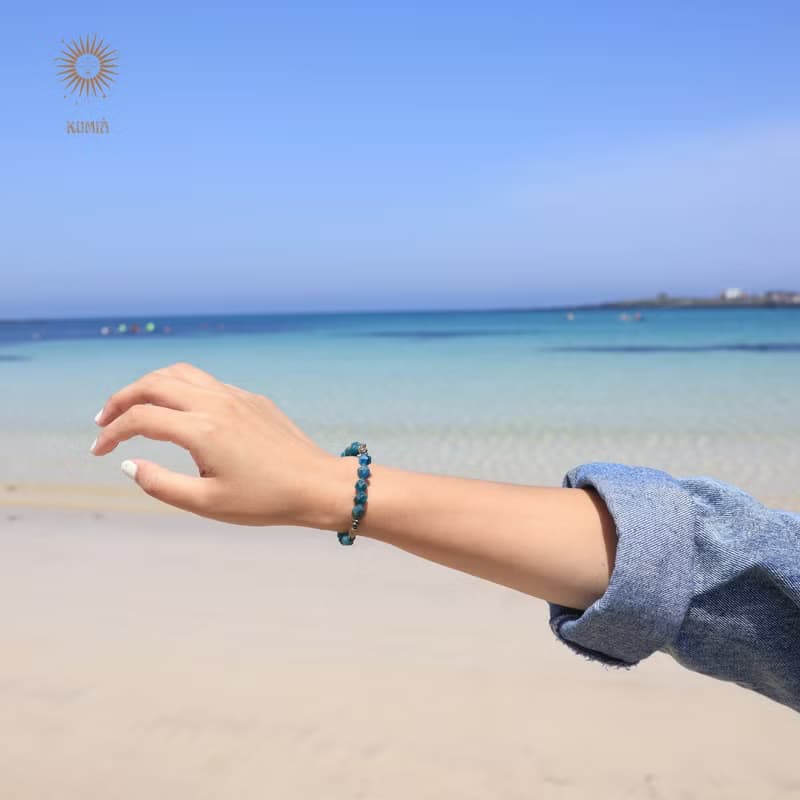 【海洋印記/Ocean Imprint】藍磷灰石角珠手鍊 | 天然石 水晶手鍊