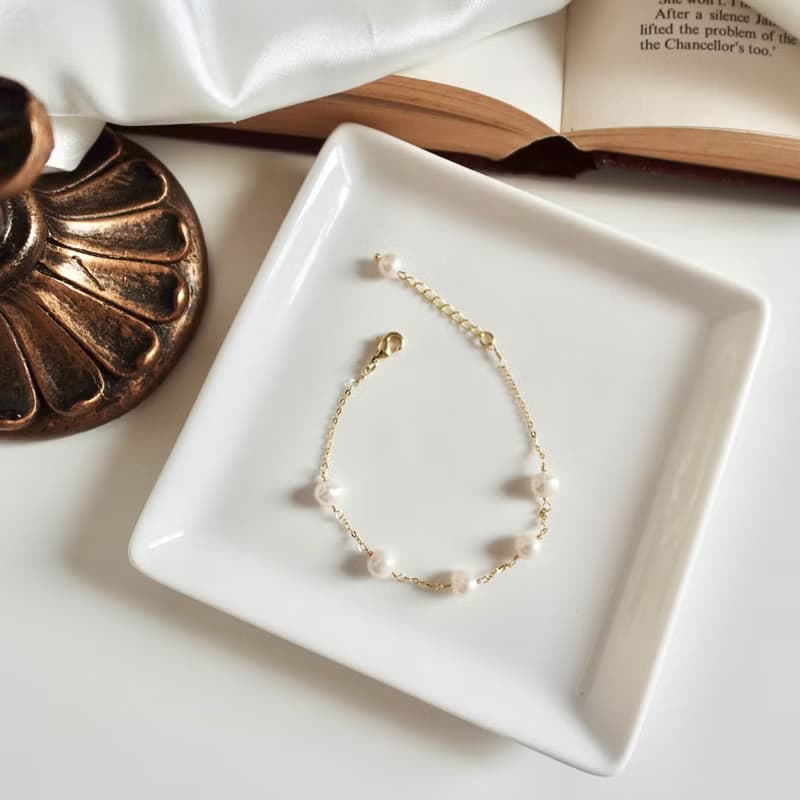 Lily Valley 清晨之露 | 手工串珠手鍊