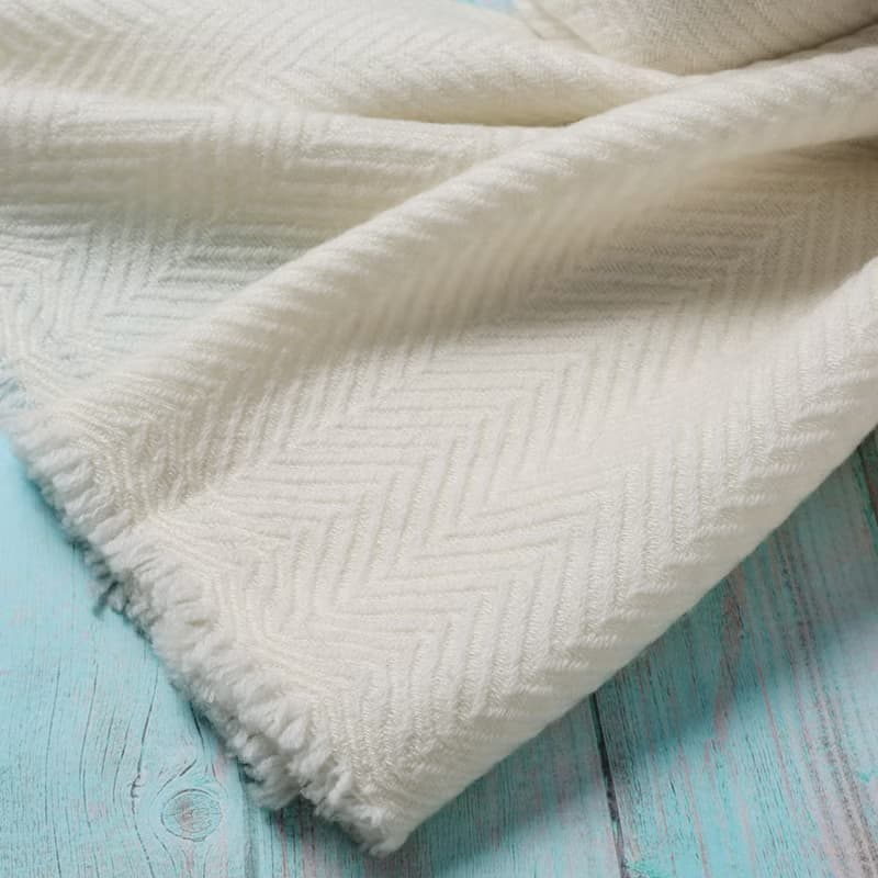 【厚款】喀什米爾羊毛圍巾/披肩  山形紋 米白 手工機織