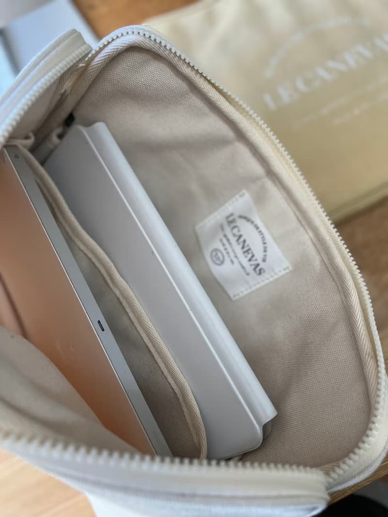韓國 The Ally | BERRY DIGITAL 13' POUCH | 米白/黃色 | 電腦袋
