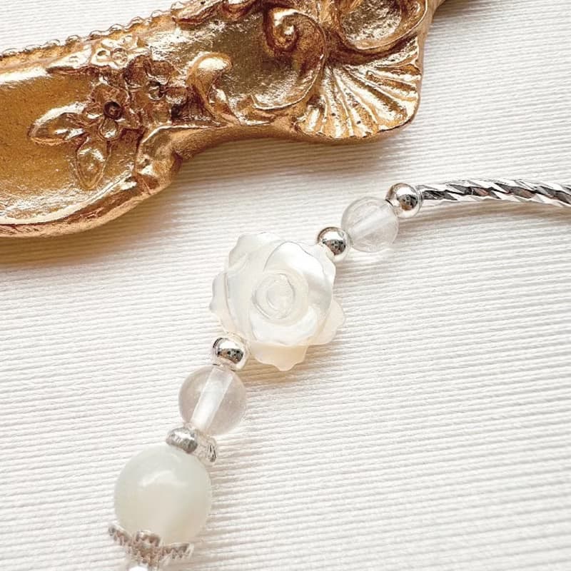 月光裡的小玫瑰 白蝶貝月光石手鍊 生命靈數9號能量手鍊 白水晶