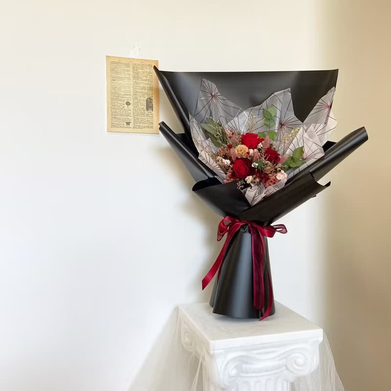 高雅紅玫瑰花束 不凋花 永生花 乾燥花 情人節花束 求婚花束 花禮