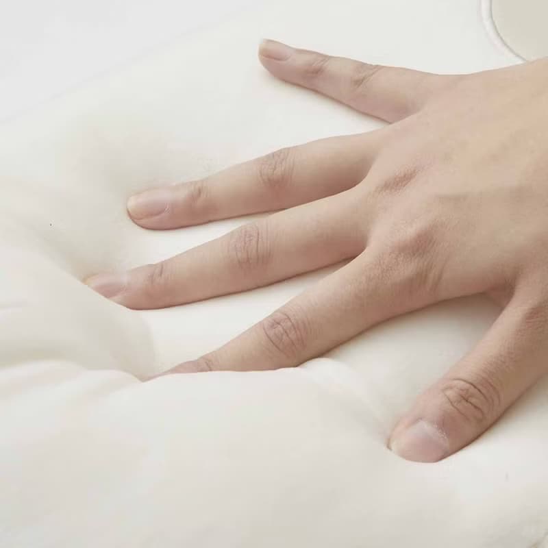 【YOU+MORE!】可愛軟Q牡蠣造型抱枕 送禮