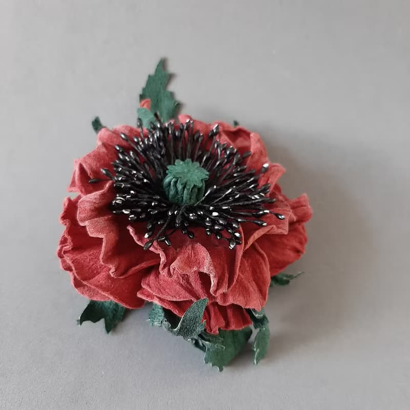 皮革胸針 Leather brooch red poppy for her or for him Leather jewelry