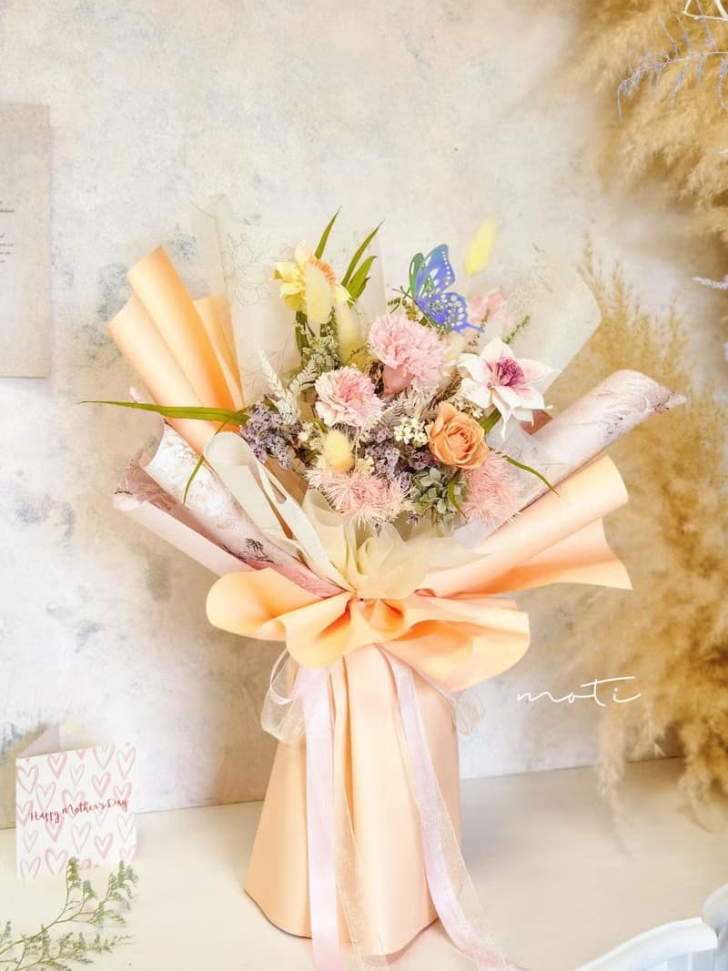 永生康乃馨花束 M (蜜桃啵啵款) 康乃馨花束 永生康乃馨 永生花