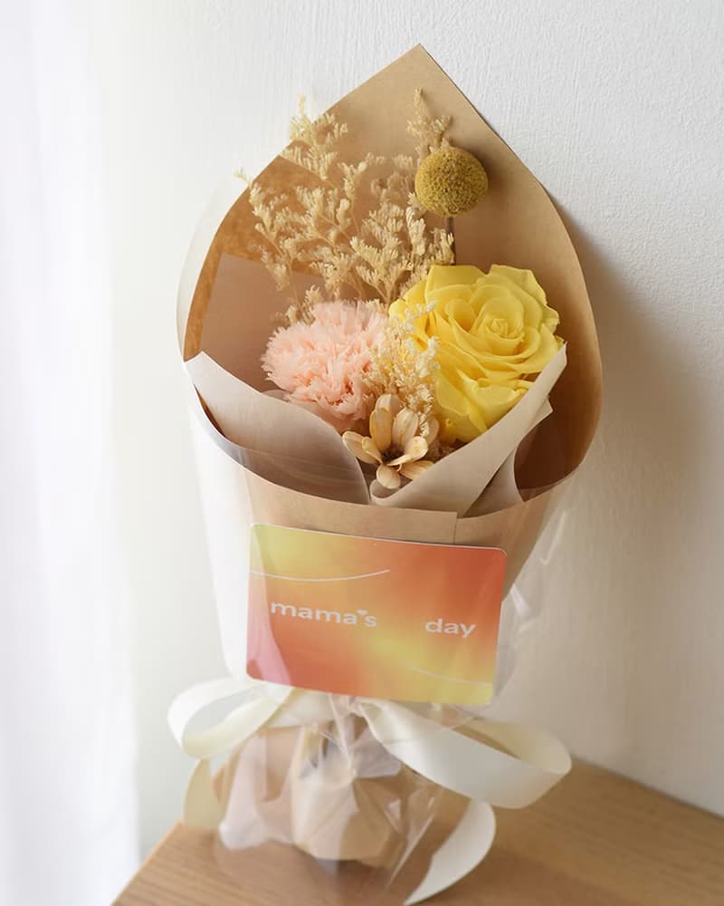 Mother's Day Preserved Rose and Carnation Bouquet ( S size )