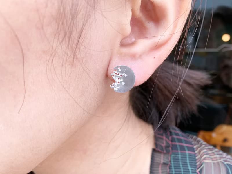 純銀月蝕耳環-一對