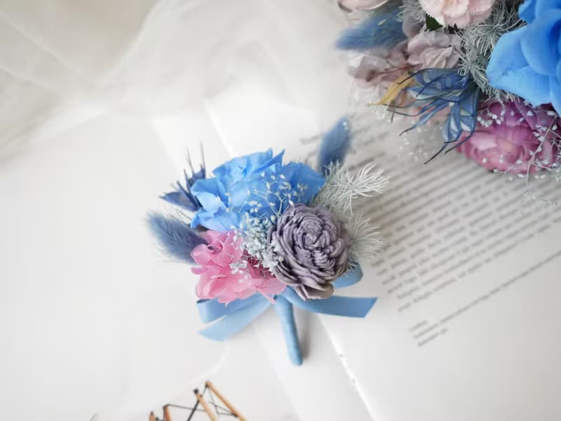 自然型手綁不凋捧花【蔚藍紫粉】永生花/拍婚紗/登記結婚花束