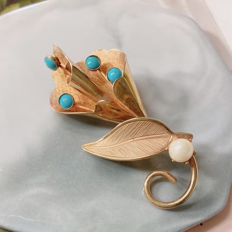 【西洋古董飾品】花蕊綻放 花束 捧花 果實 自然風 k金胸針 別針