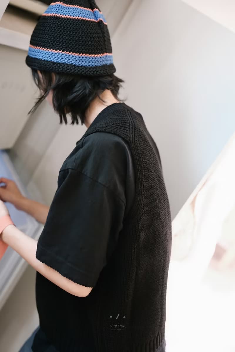 花邊新聞天竺棉小版TEE - 2色 - 花邊黑