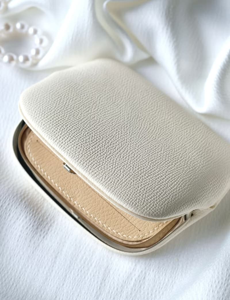 薄型天溝六卡夾【象牙白_德國Weinheimer Leder掌紋革】