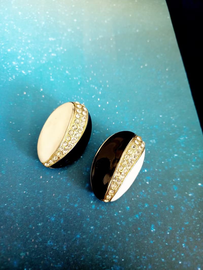 vintage jewelry  時尚黑白琺瑯萊茵帶鑽 夾式耳環