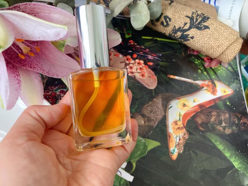 紅茶玫瑰植萃精油香水寧靜版/成為溫柔的人/卓瑪愛象