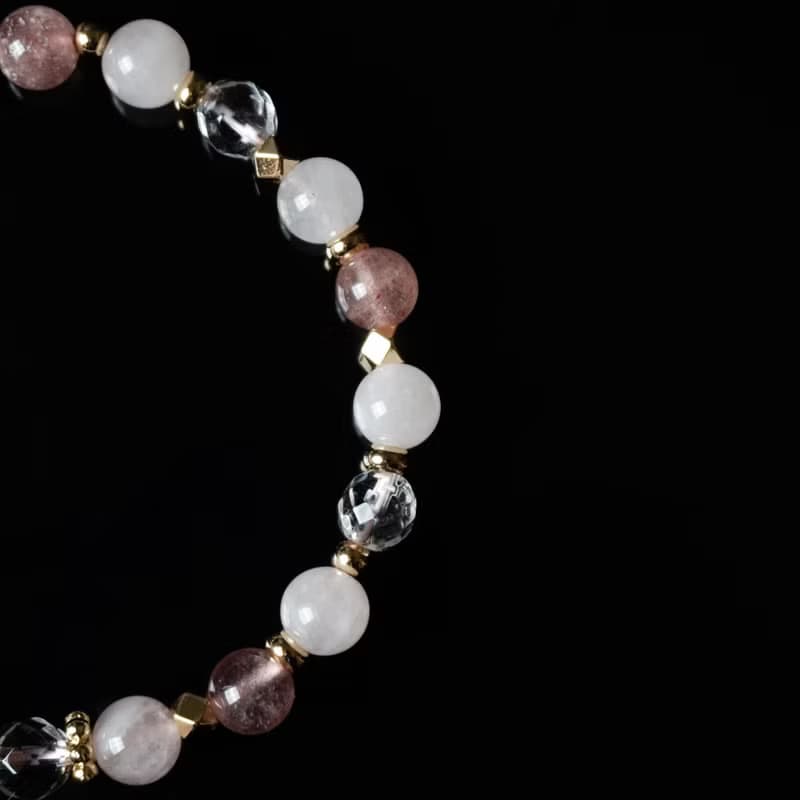 春舞芭蕾 // 草莓晶粉晶白水晶 手鍊 // 桃花 人緣 貴人運