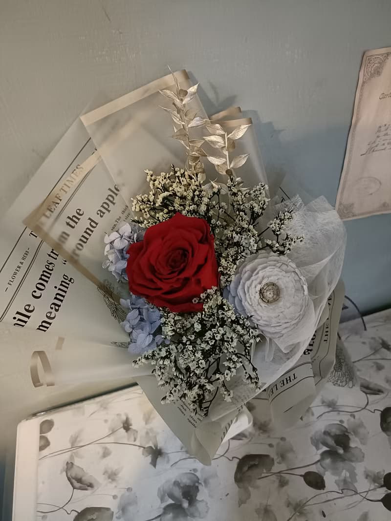 厄瓜多玫瑰花束 不凋花