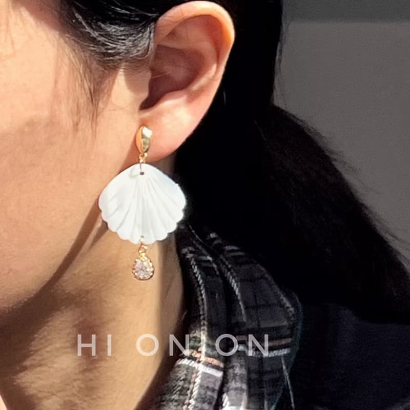 Hi Onion原創小眾天然白貝誇張耳環無耳洞耳夾復古銀針耳釘時髦