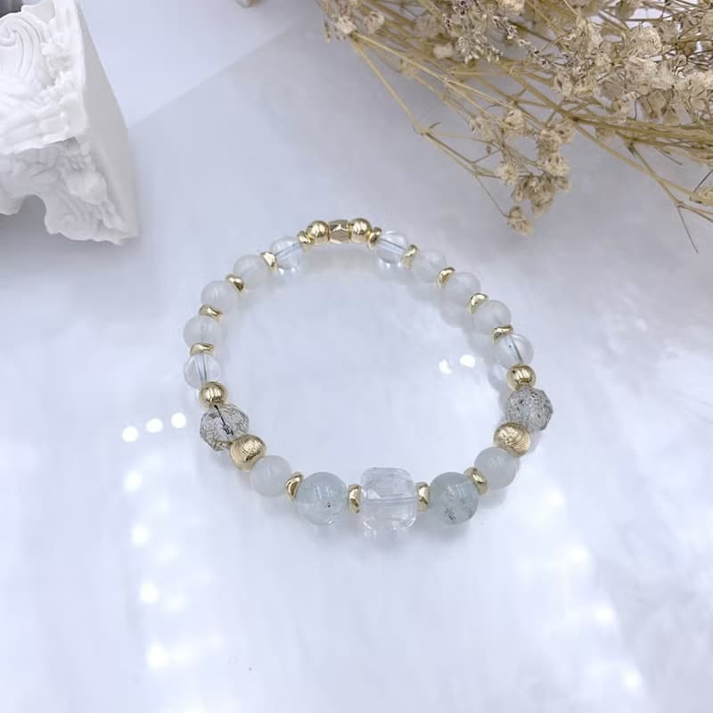 薄荷糖 / 彩虹晶 托帕石 銅髮晶 白水晶 月光石 水晶手鍊