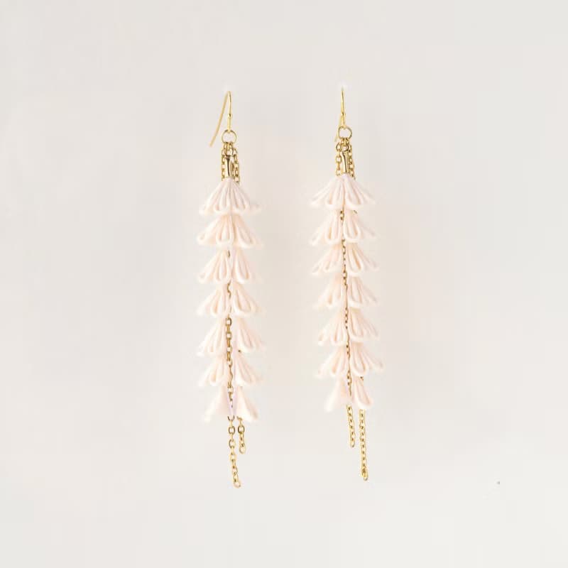 白藤とゴールドチェーンのピアス・イヤリング/着物アップサイクルアクセサリー