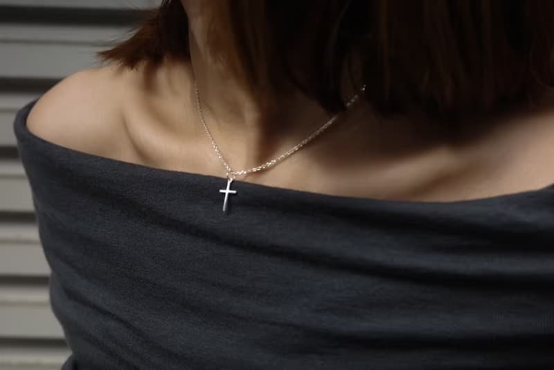 純銀經典小十字架項鍊